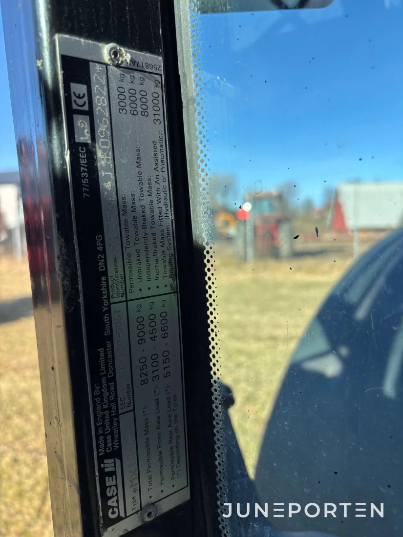 Traktor Case IH Maxxum MX135