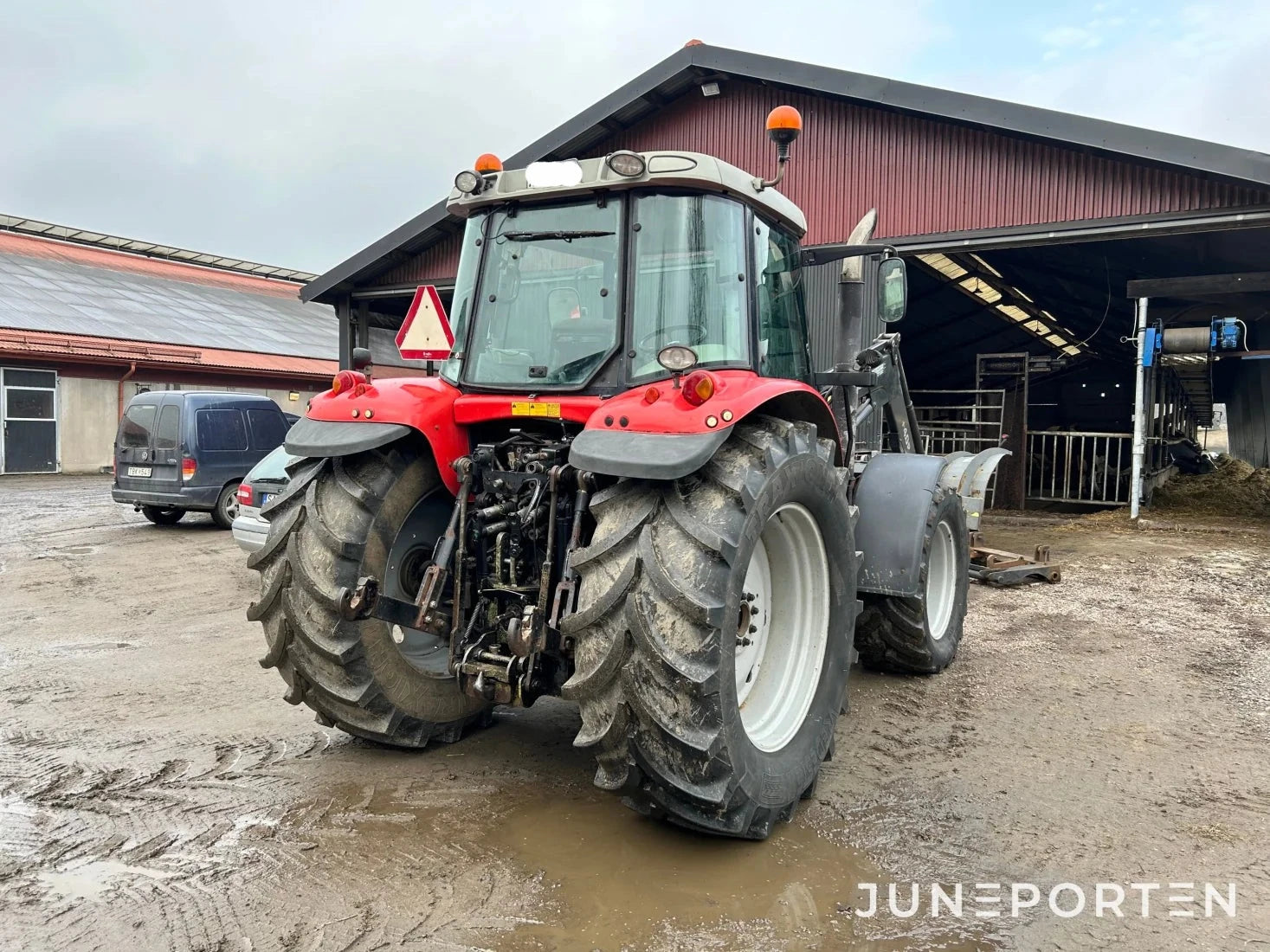 Massey Ferguson 6470 med lastare