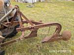 Traktor Massey Ferguson Grålle Med Plog
