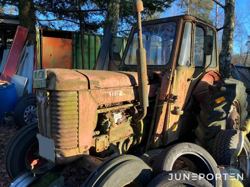 Traktor Massey Ferguson 65