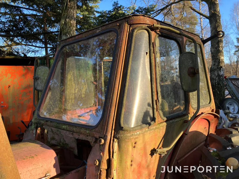 Traktor Massey Ferguson 65
