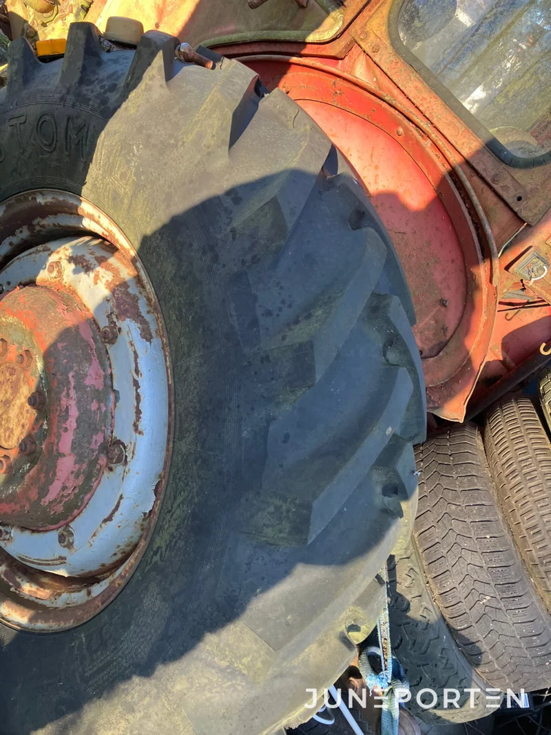 Traktor Massey Ferguson 65