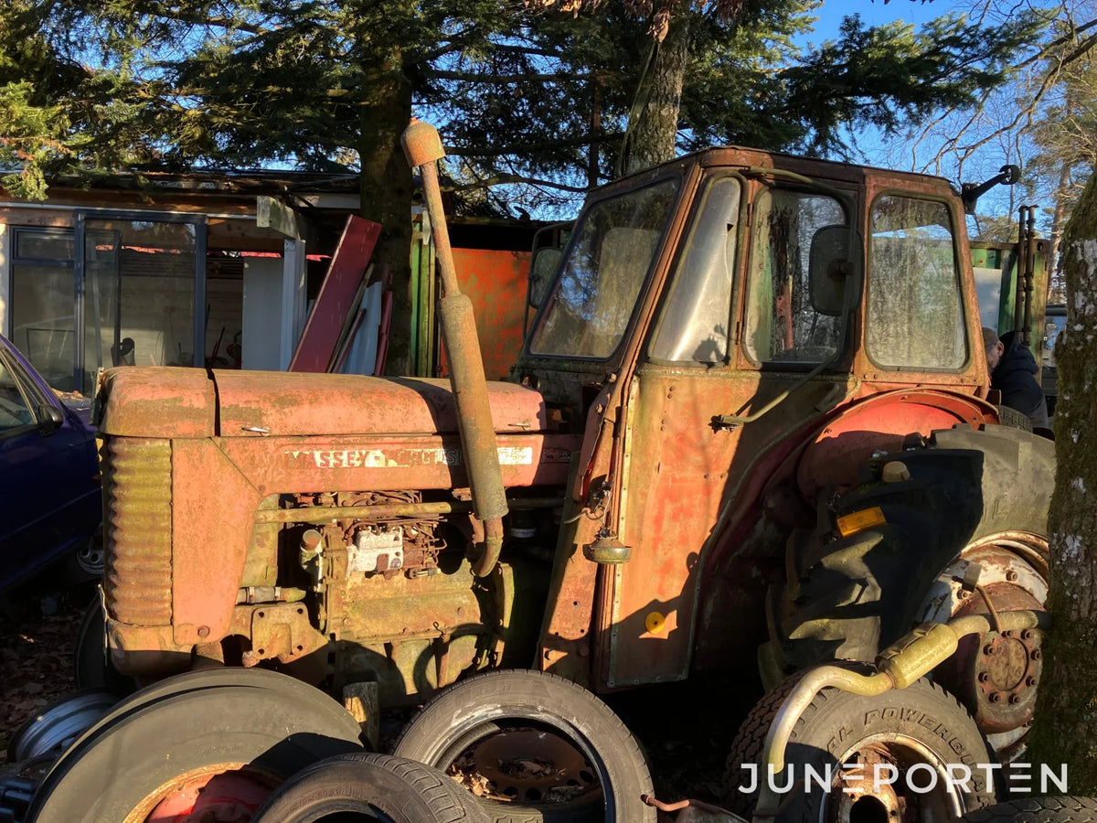 Traktor Massey Ferguson 65