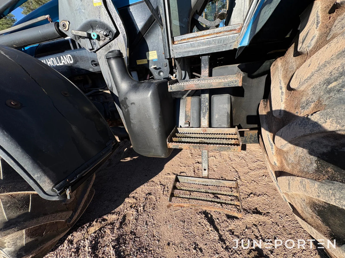 Traktor - New Holland TM 150