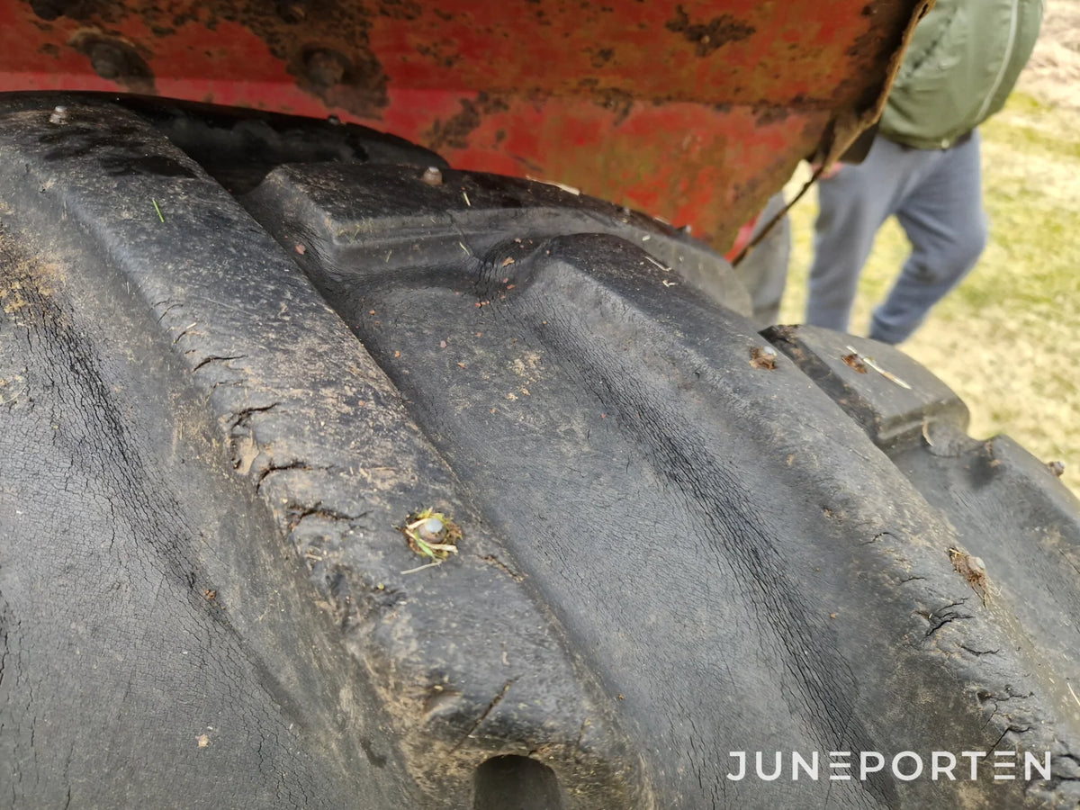 Traktor Volvo BM 430 Med Lastare