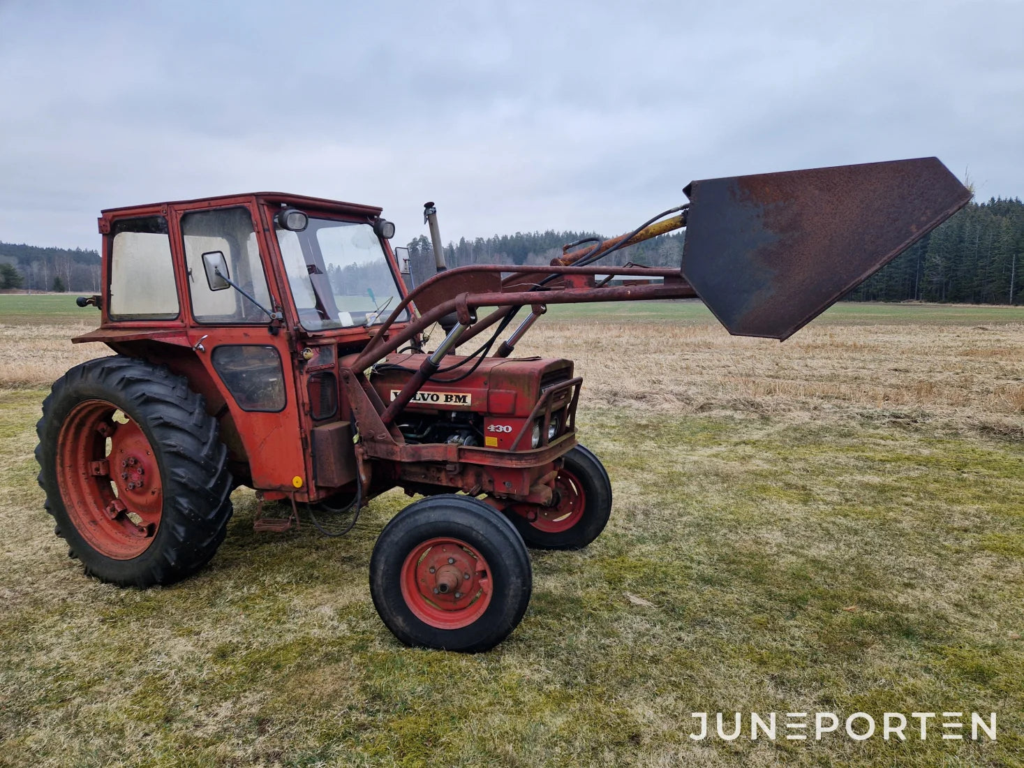 Traktor Volvo BM 430 Med Lastare