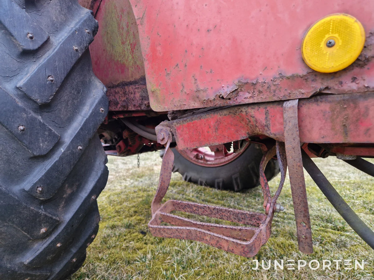Traktor Volvo BM 430 Med Lastare