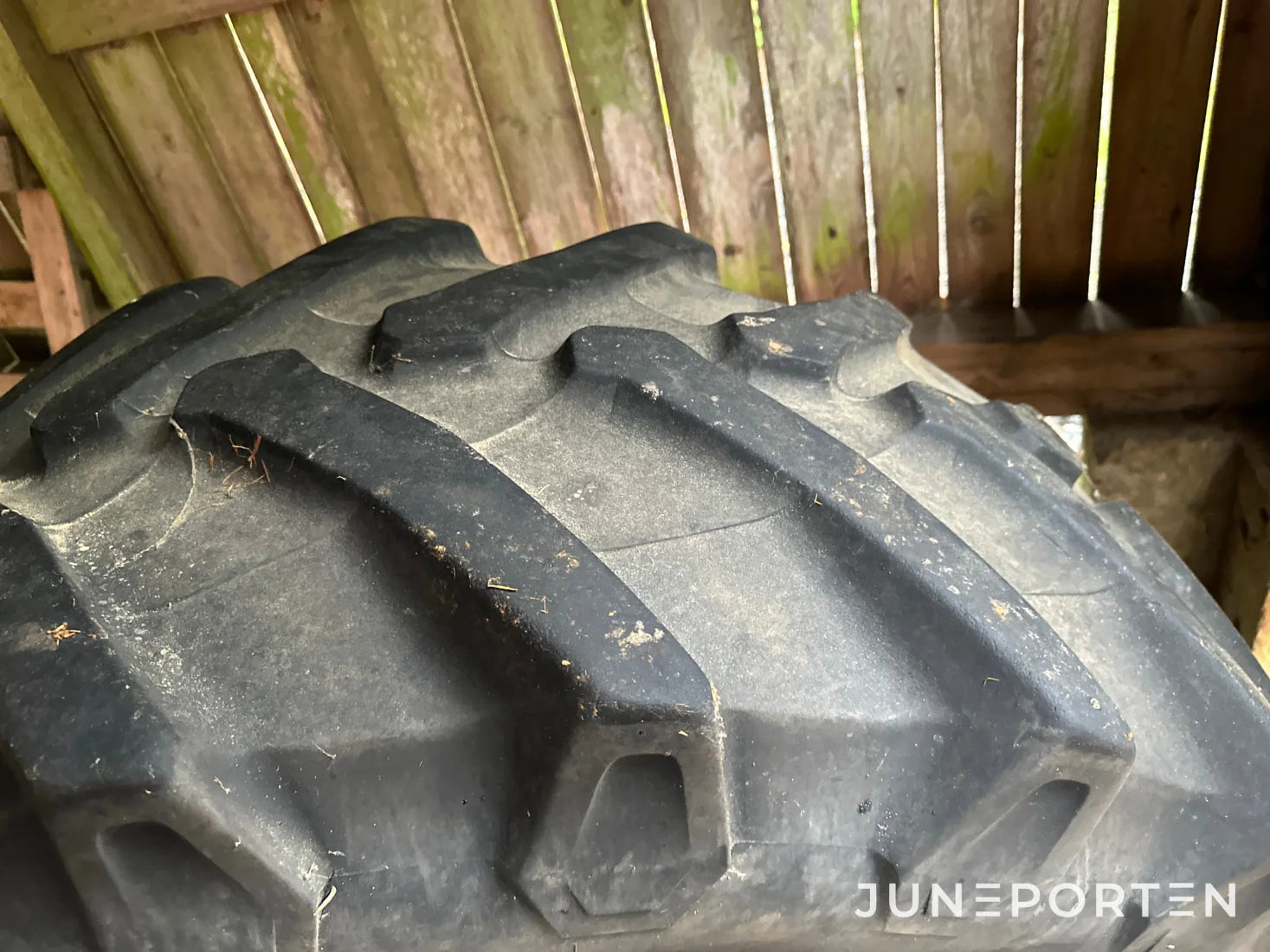 Traktordäck Trelleborg 540/65 R 28