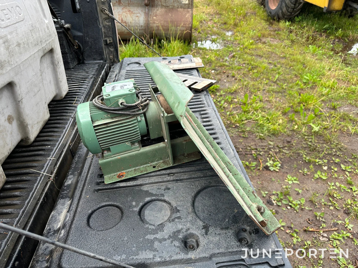 Traktordriven Flistugg Markaryd
