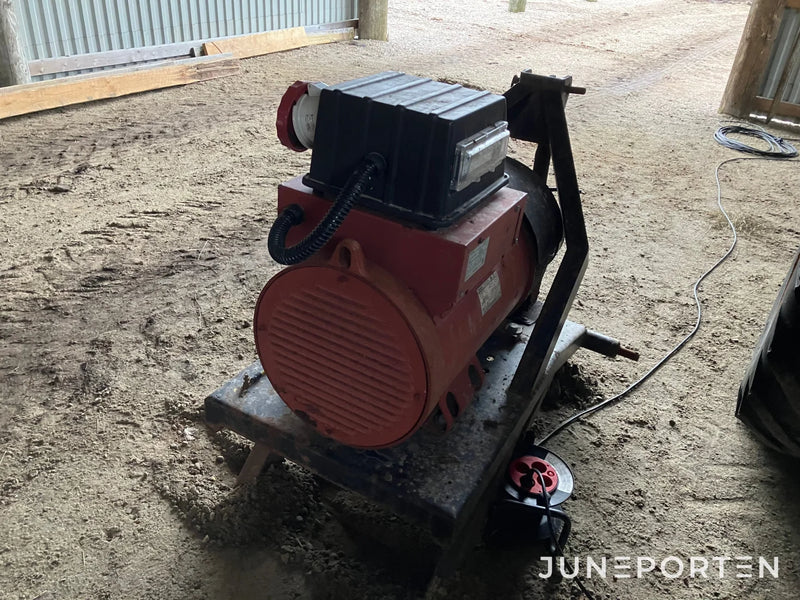 Traktordrivet elverk Mecc med undercentral 63 A