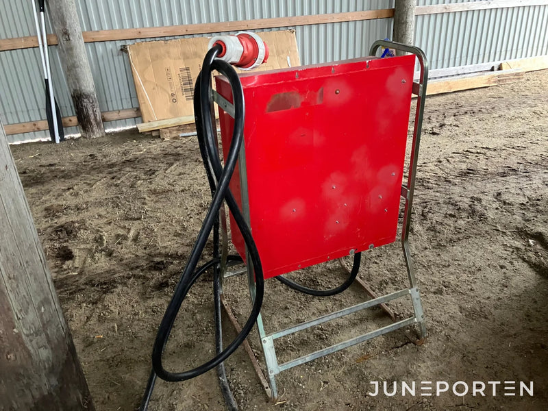 Traktordrivet elverk Mecc med undercentral 63 A