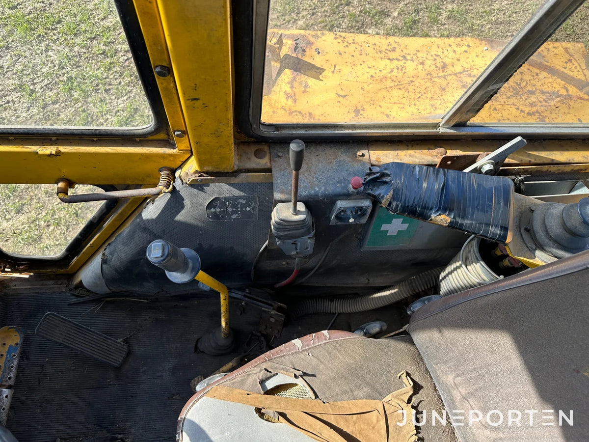 Traktorgrävare Ford Hymas HL7