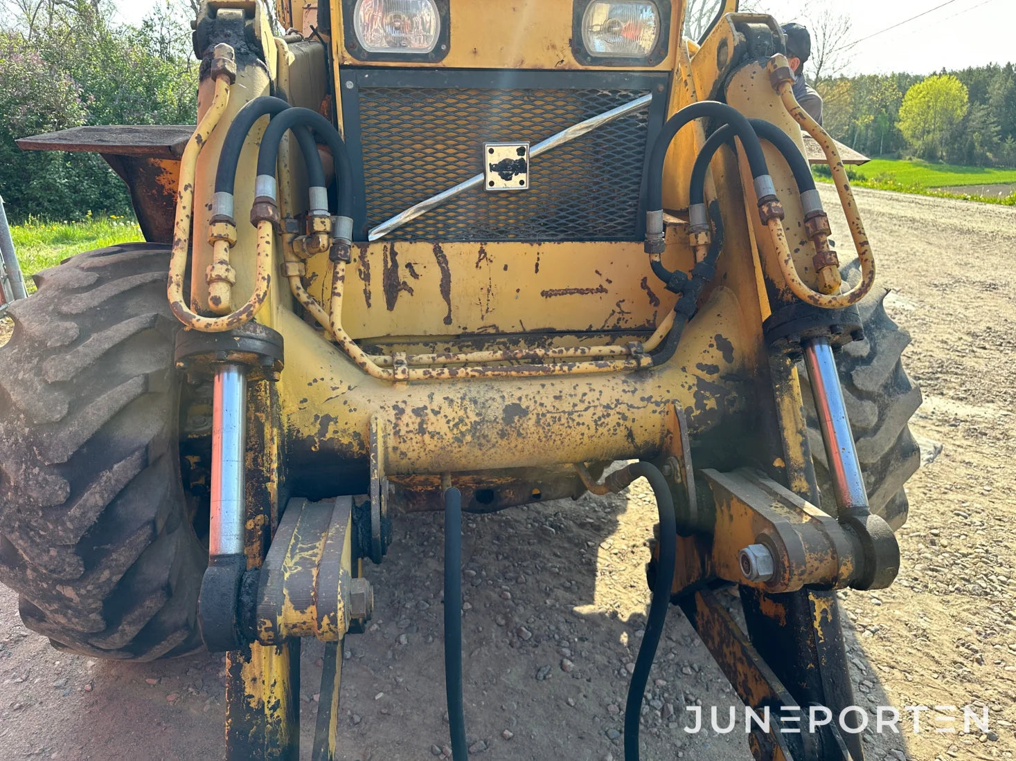 Traktorgrävare Volvo BM 646 - 82
