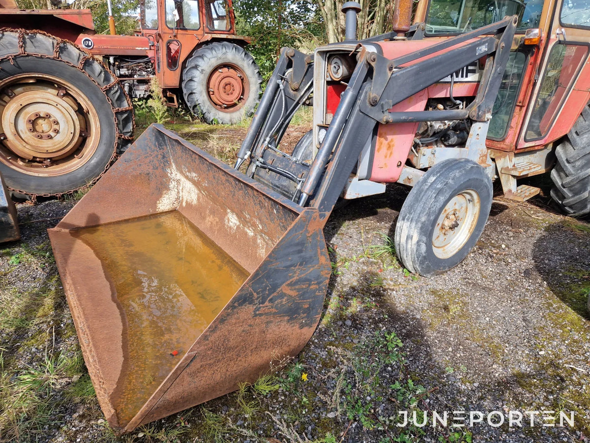 Lastare Trima 1320 med skopa