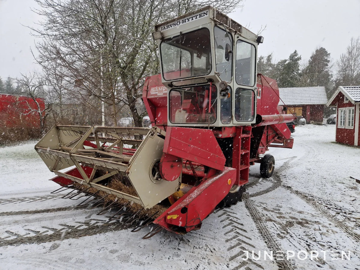 Skördetröska Sampo 40 (13 fot)