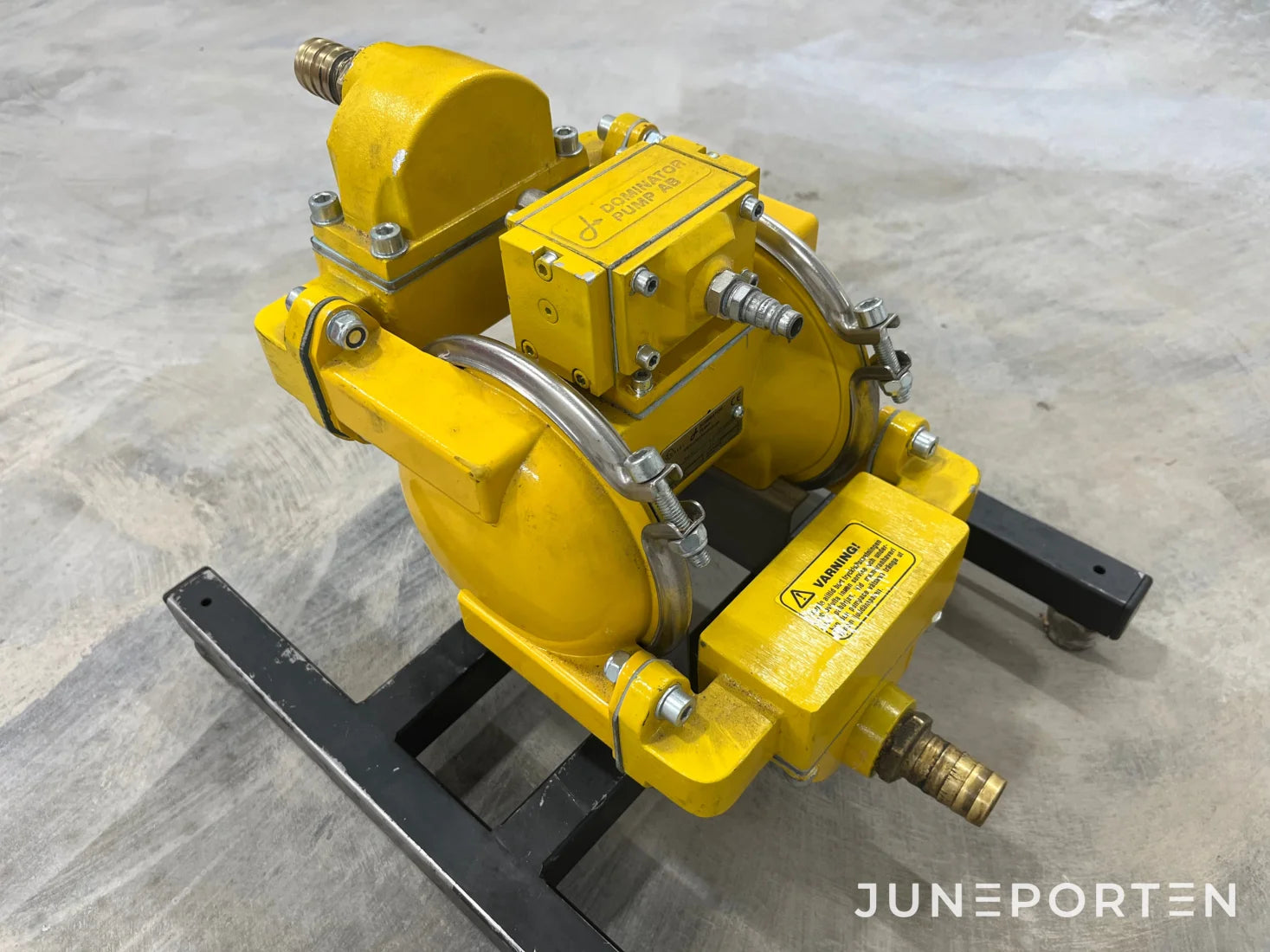 Tryckluftsdriven pump Dominator P30 ABT