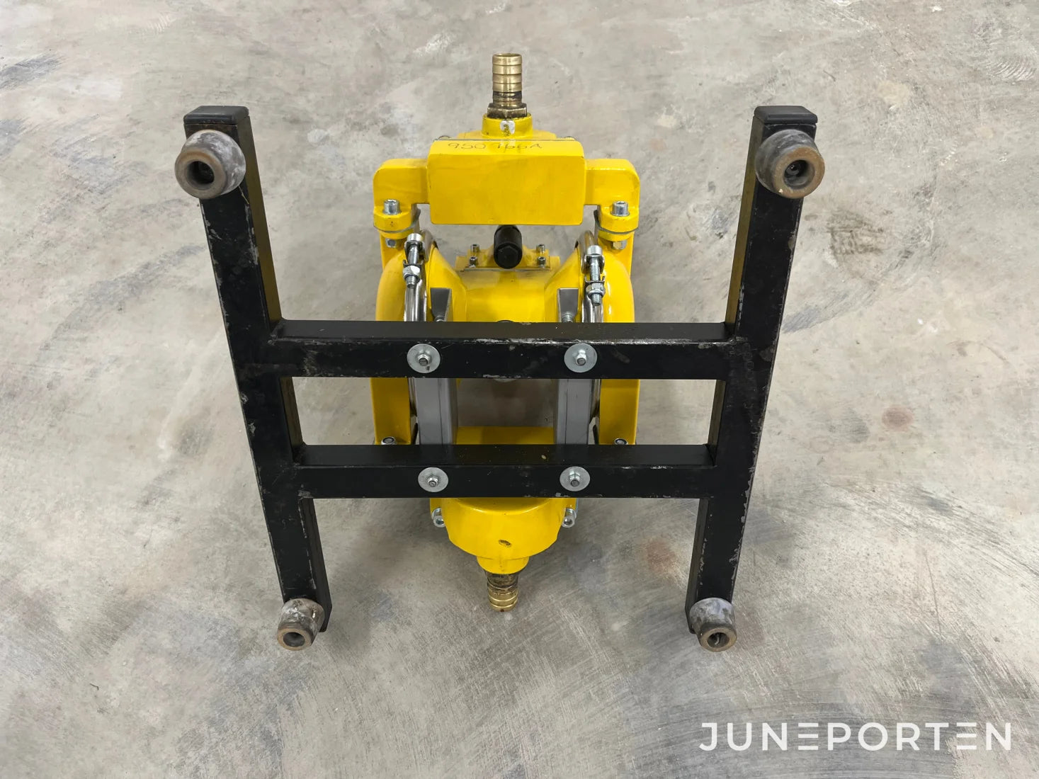 Tryckluftsdriven pump Dominator P30 ABT