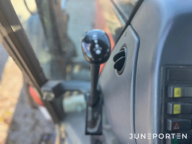 Valmet 600 4WD med lastare