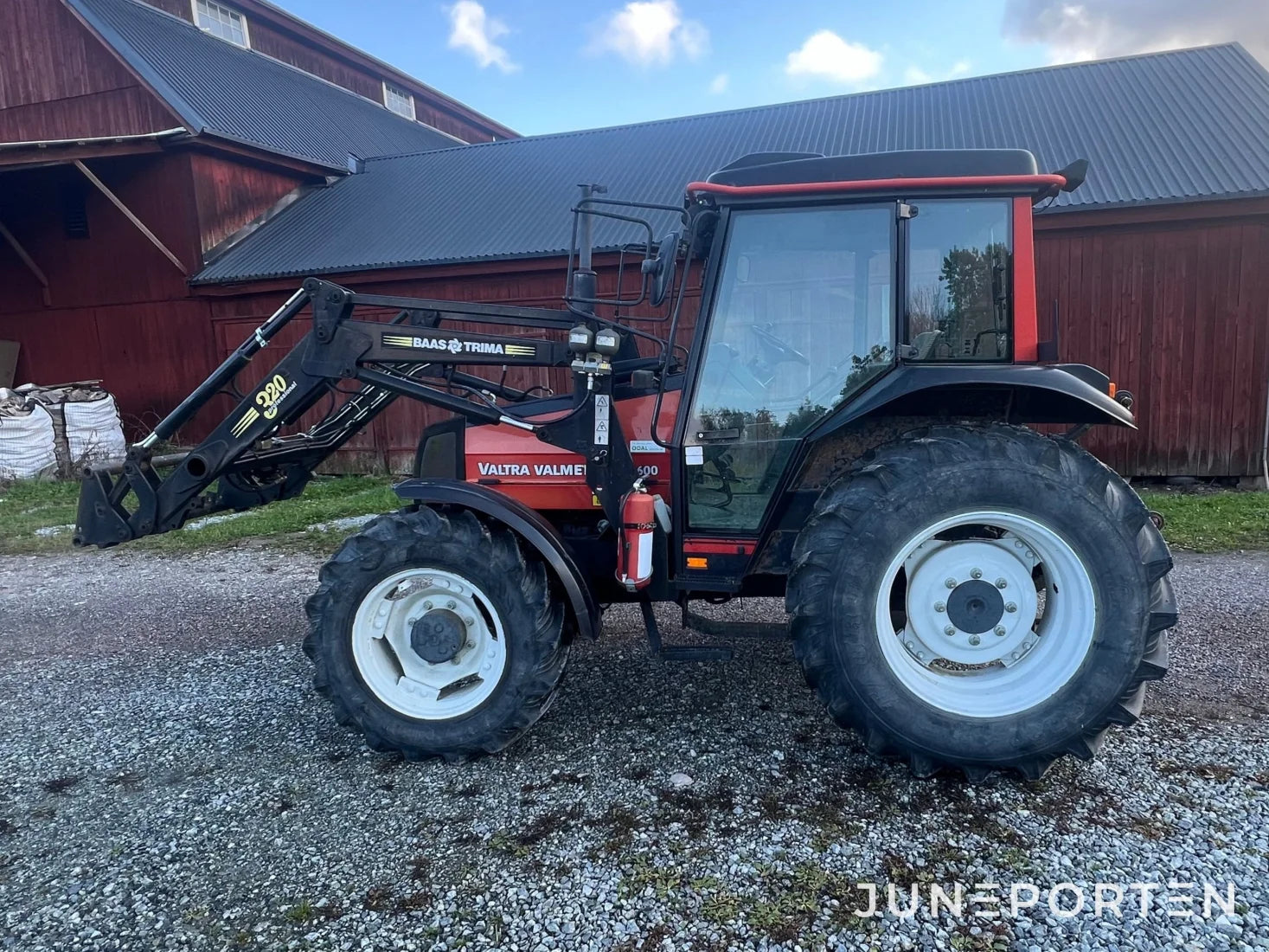 Valmet 600 4WD med lastare