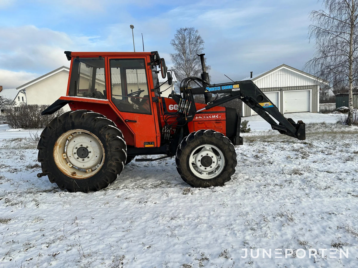 Valmet 605-4 med lastare