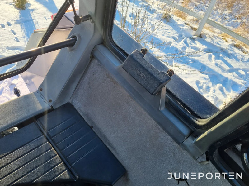 Valmet 6400 med lastare