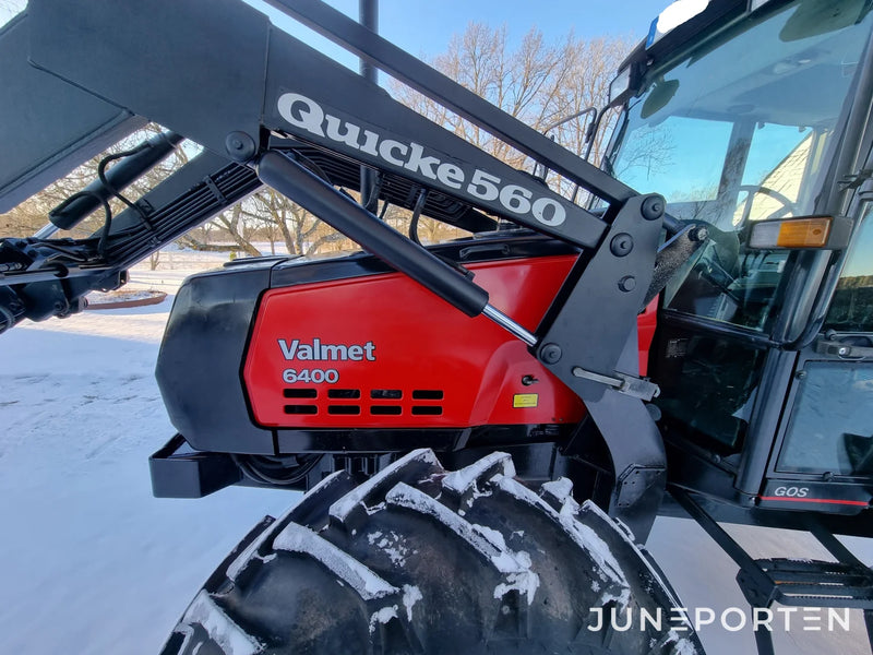 Valmet 6400 med lastare