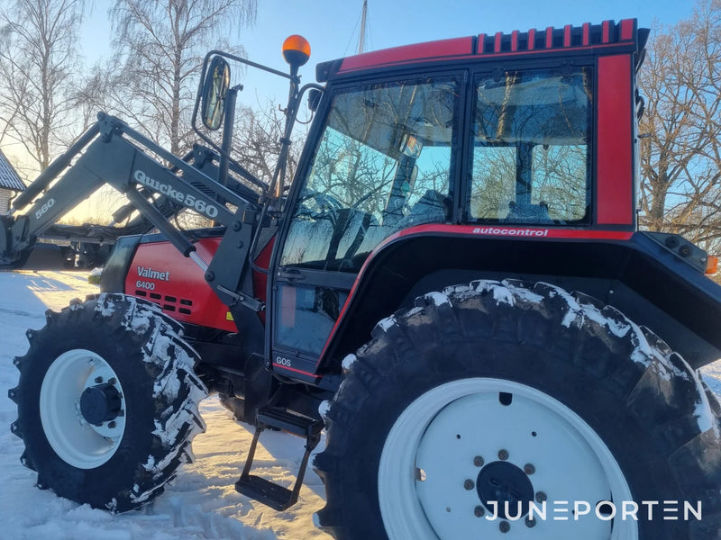 Valmet 6400 med lastare