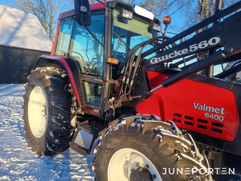 Valmet 6400 med lastare