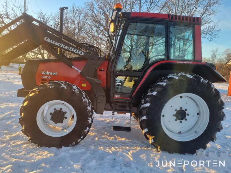 Valmet 6400 med lastare