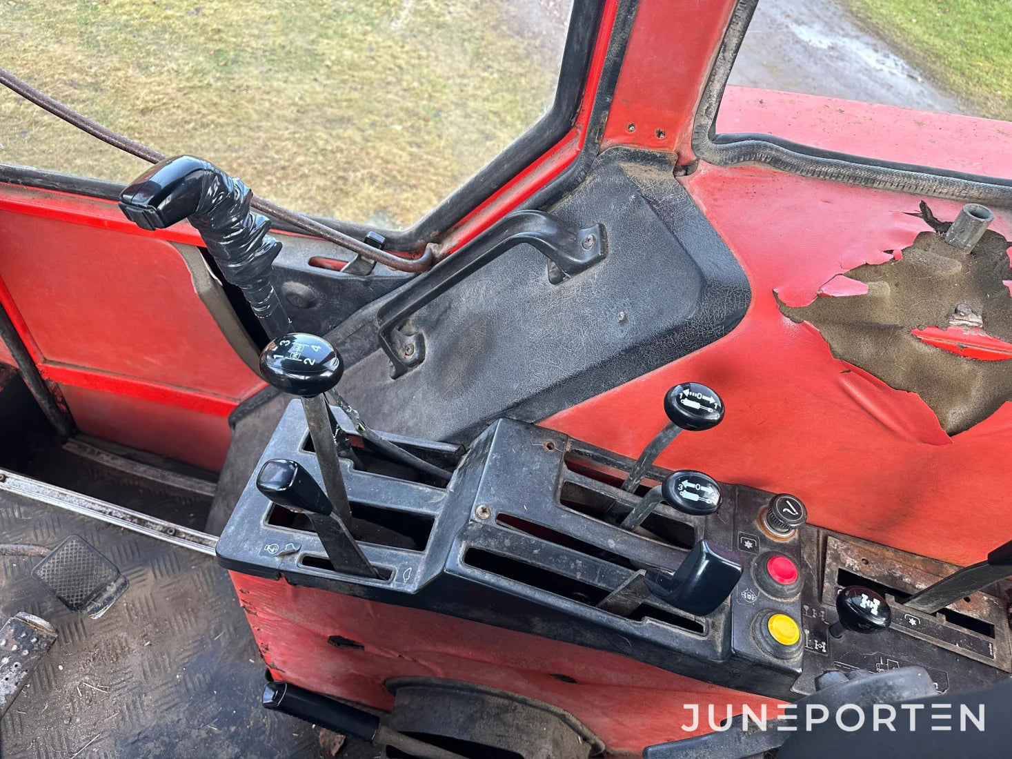 Valmet 705 med lastare