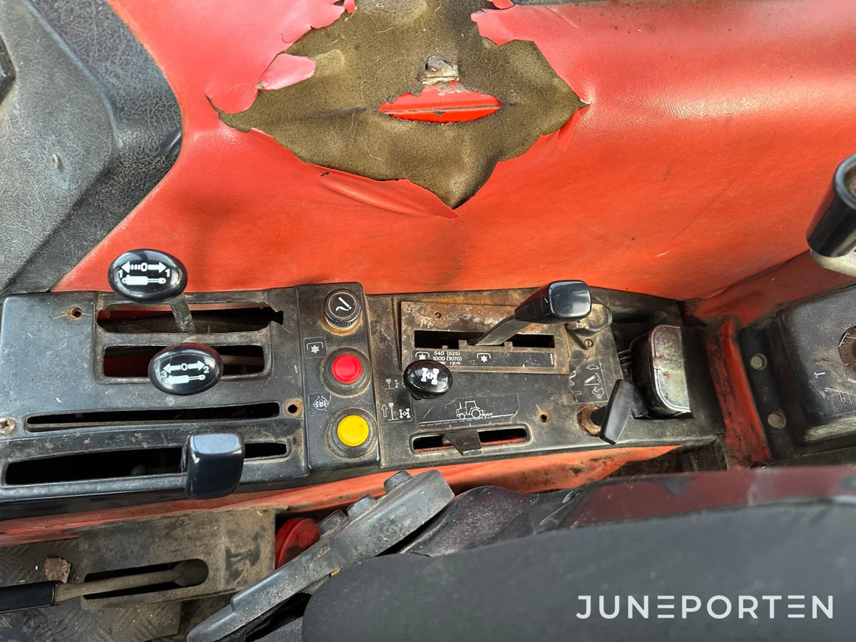 Valmet 705 med lastare