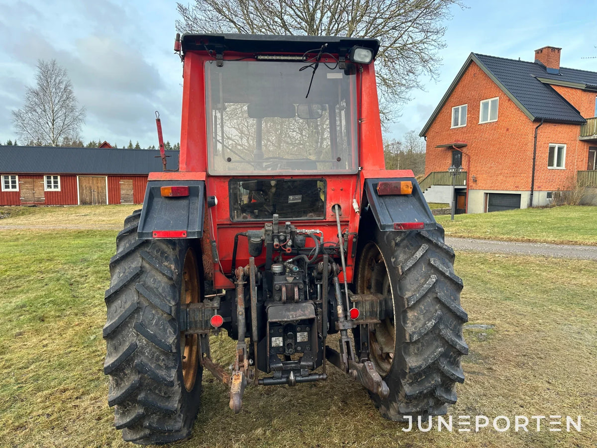 Valmet 705 med lastare