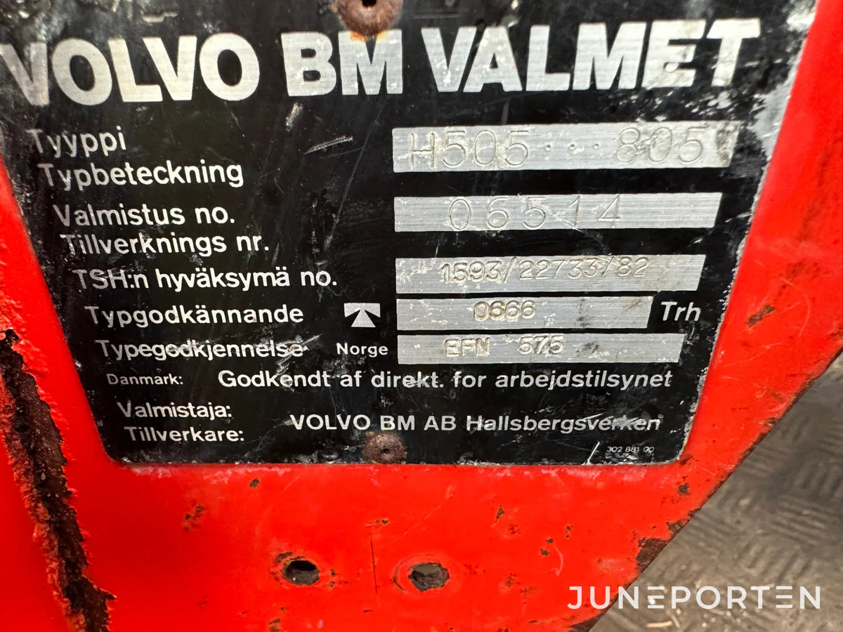 Valmet 705 med lastare