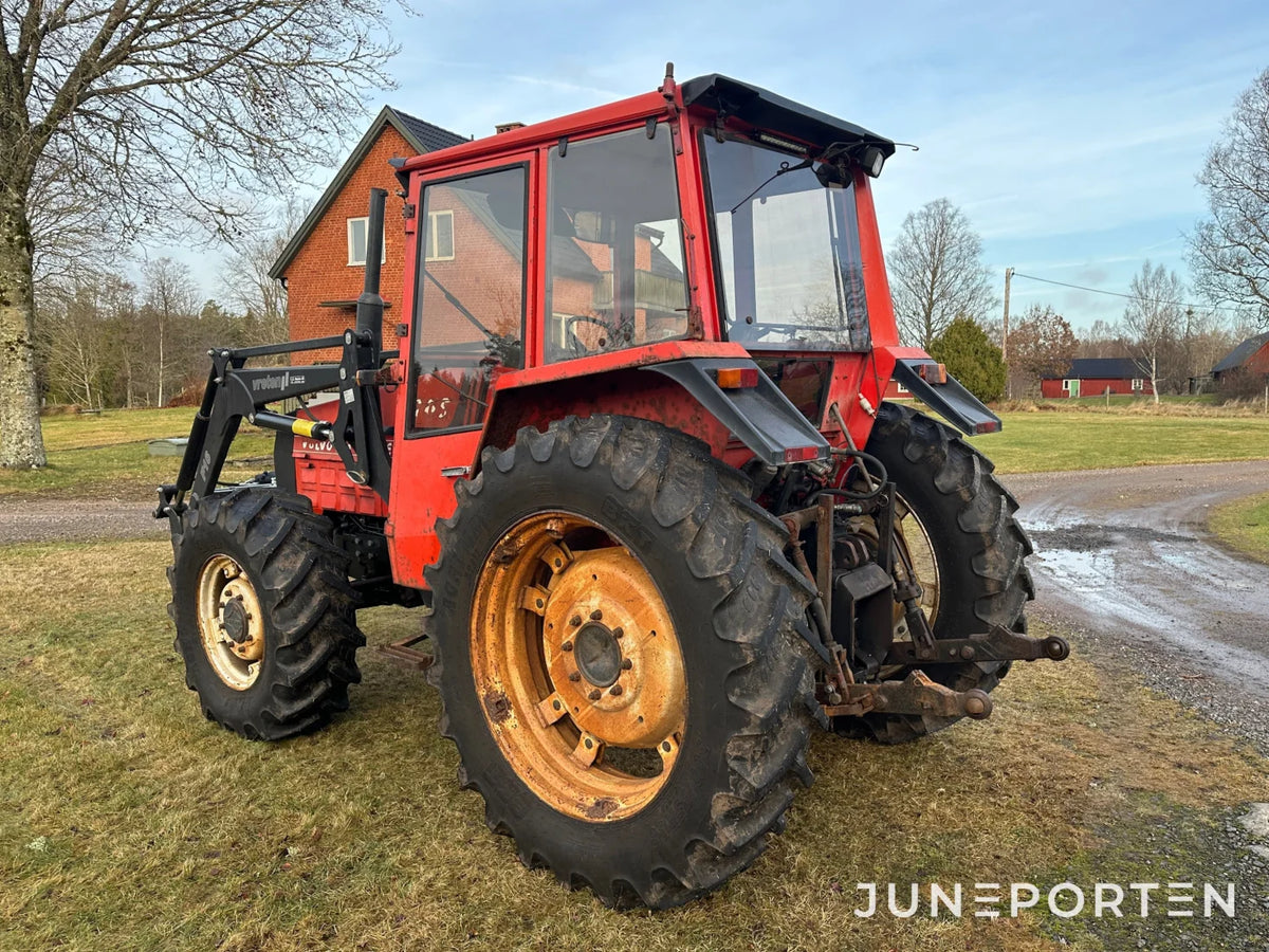 Valmet 705 med lastare