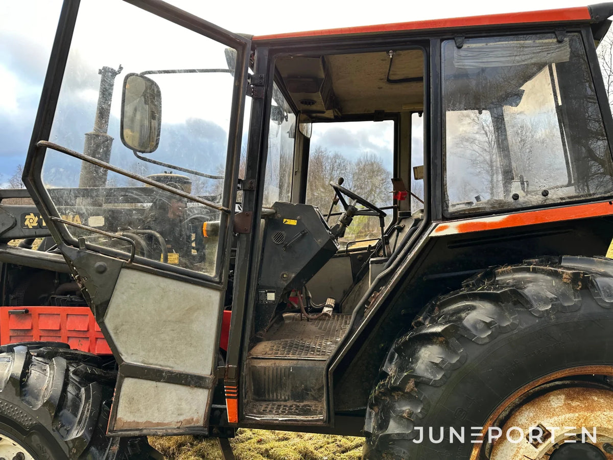 Valmet 755 med lastare