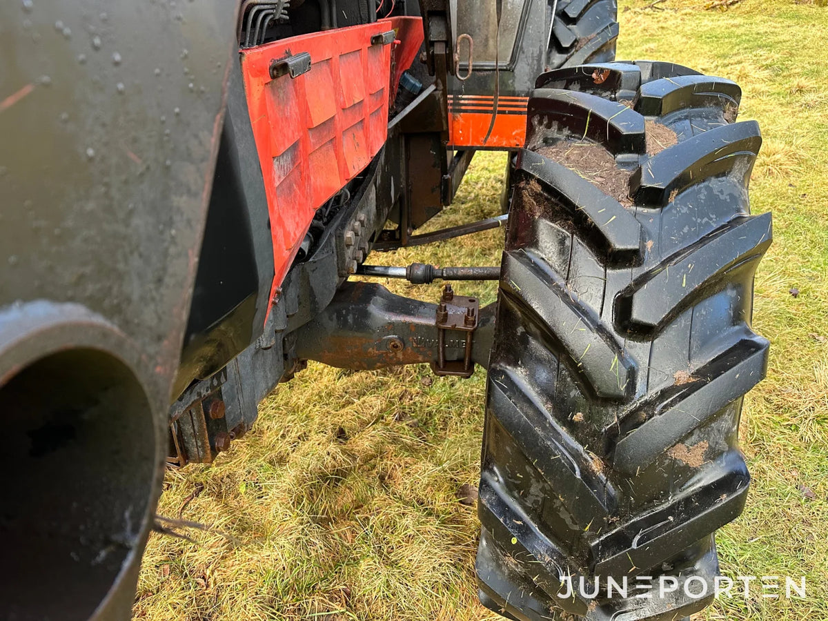 Valmet 755 med lastare