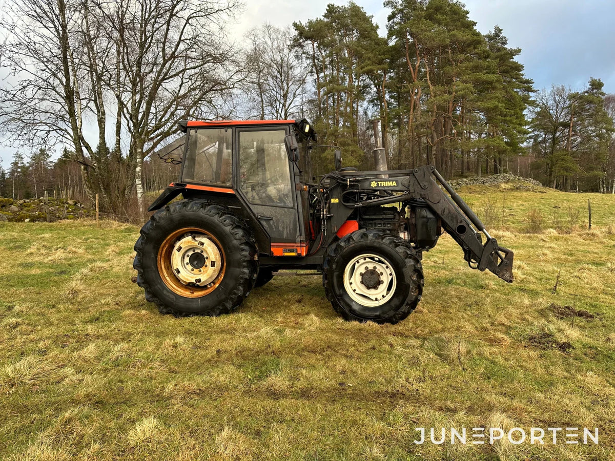 Valmet 755 med lastare