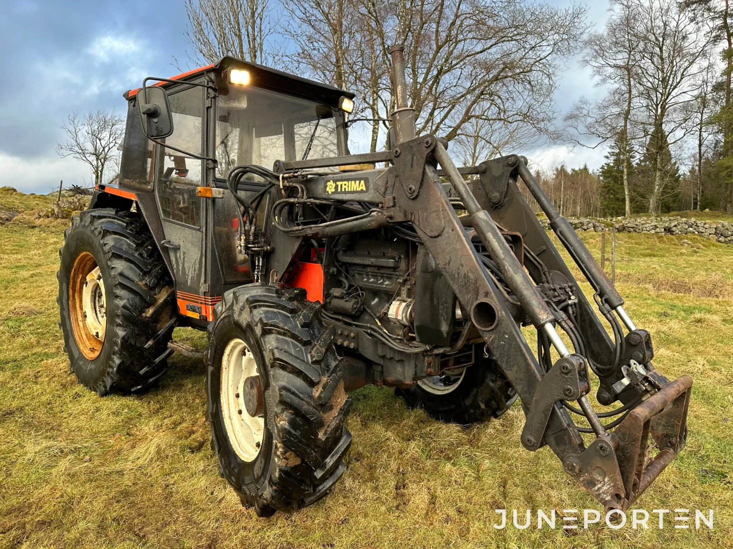 Valmet 755 med lastare