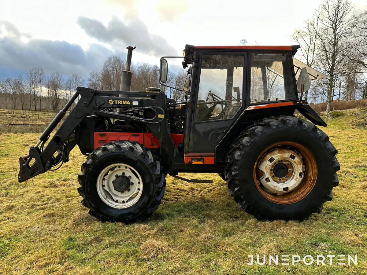 Valmet 755 med lastare