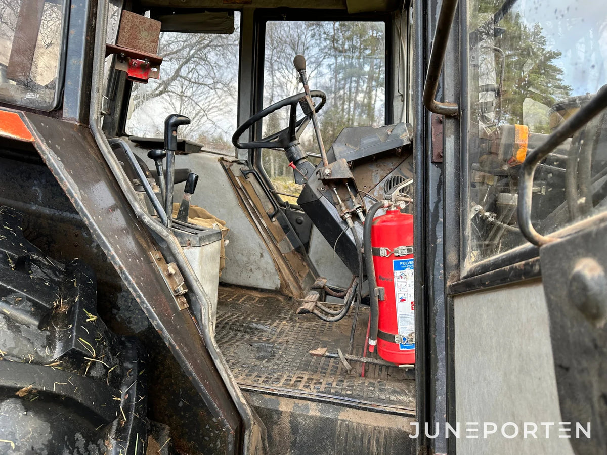 Valmet 755 med lastare