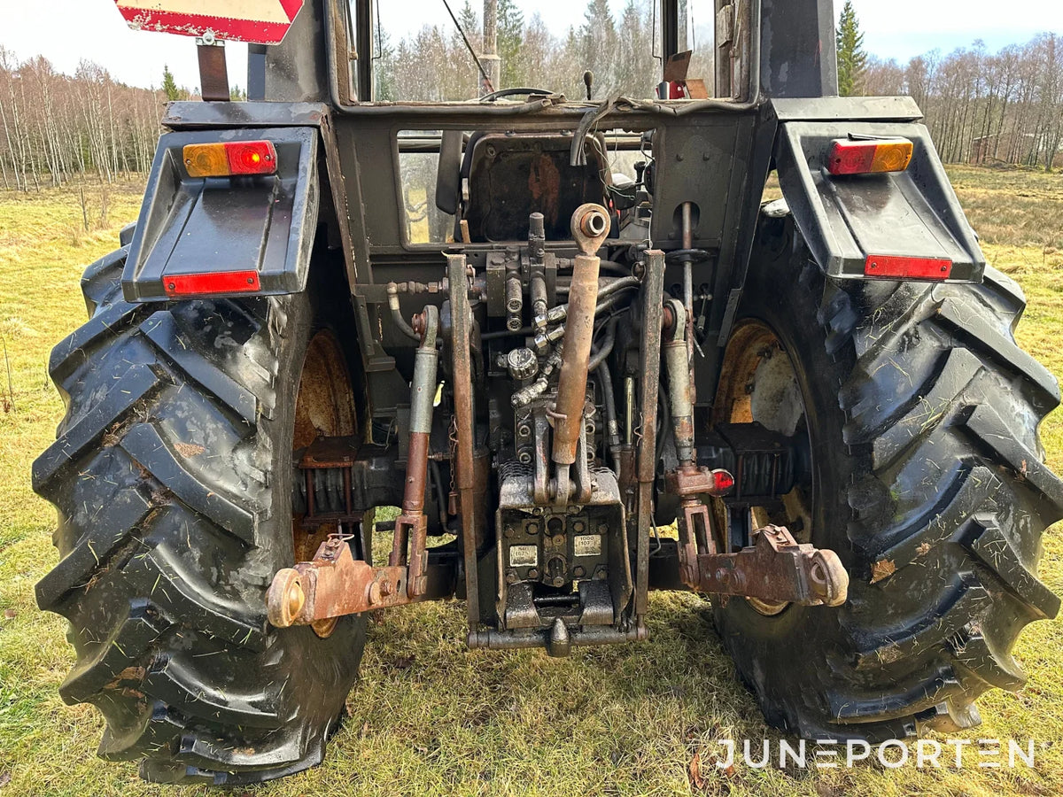 Valmet 755 med lastare