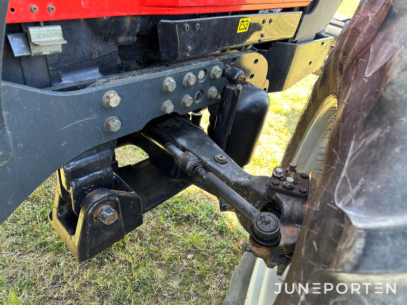 Valtra 6250 4WD med lastare