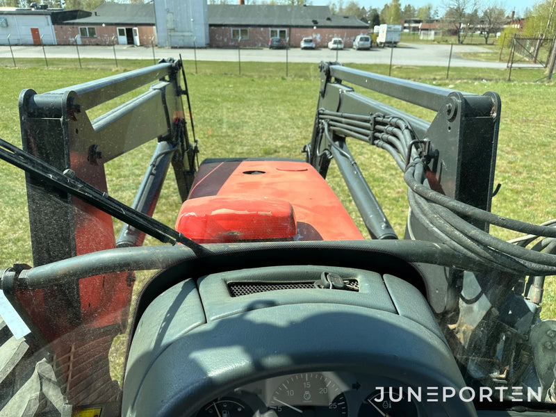 Valtra 6250 4WD med lastare