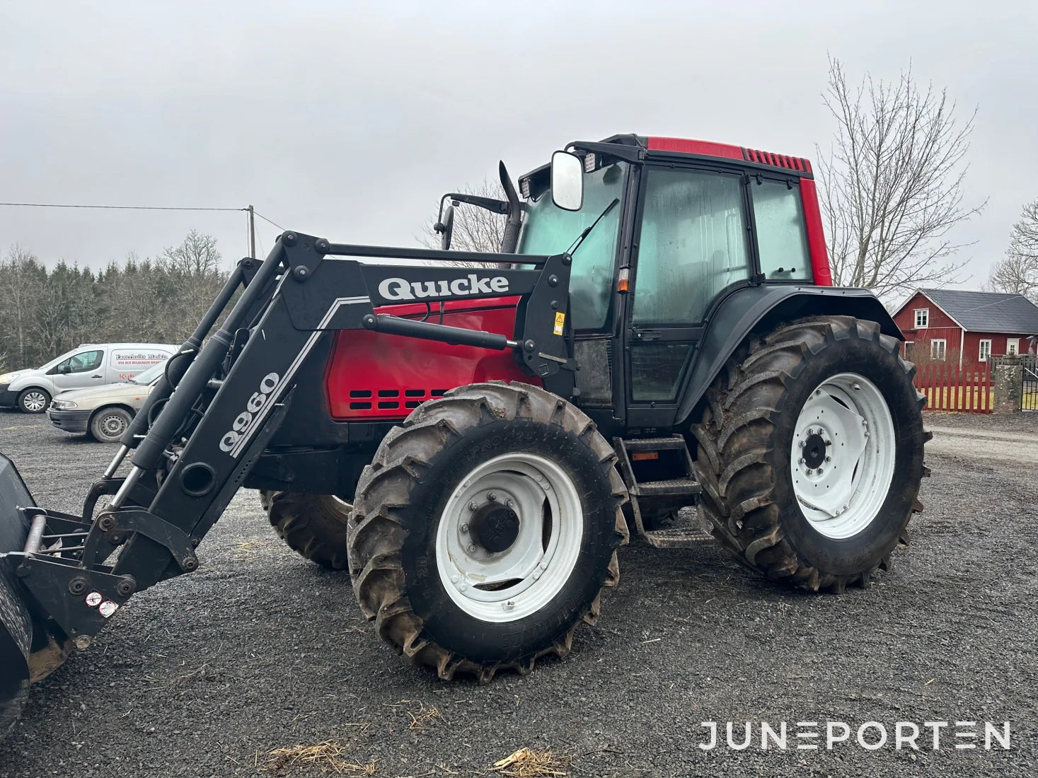 Valtra 6850 Hitech med lastare