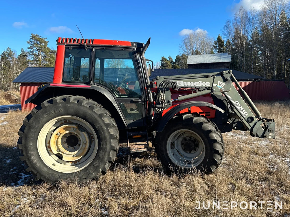 Valtra 6850 med lastare