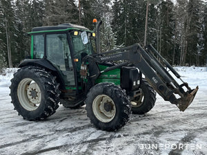 Valtra 900 med lastare