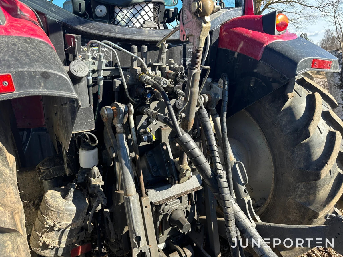 Valtra A 134 med lastare