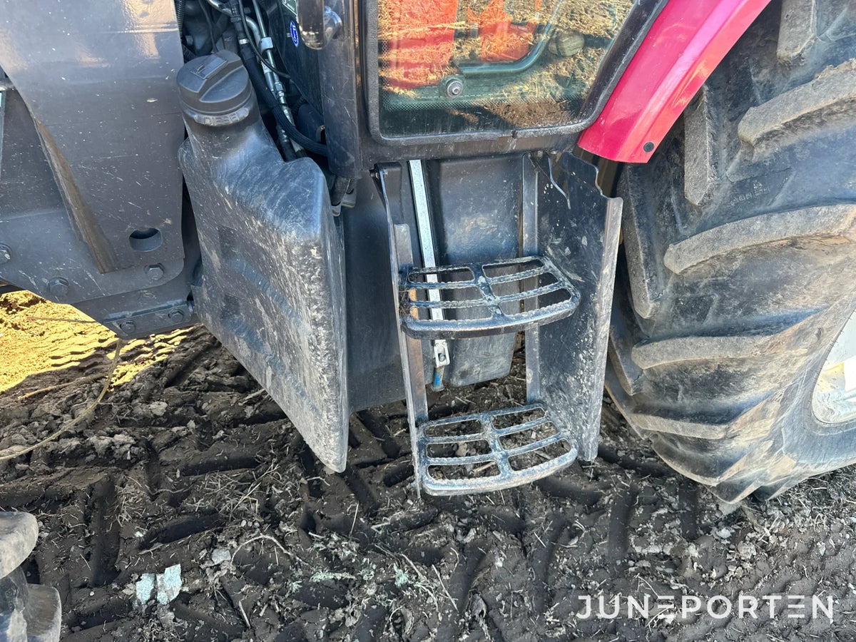 Valtra A 134 med lastare