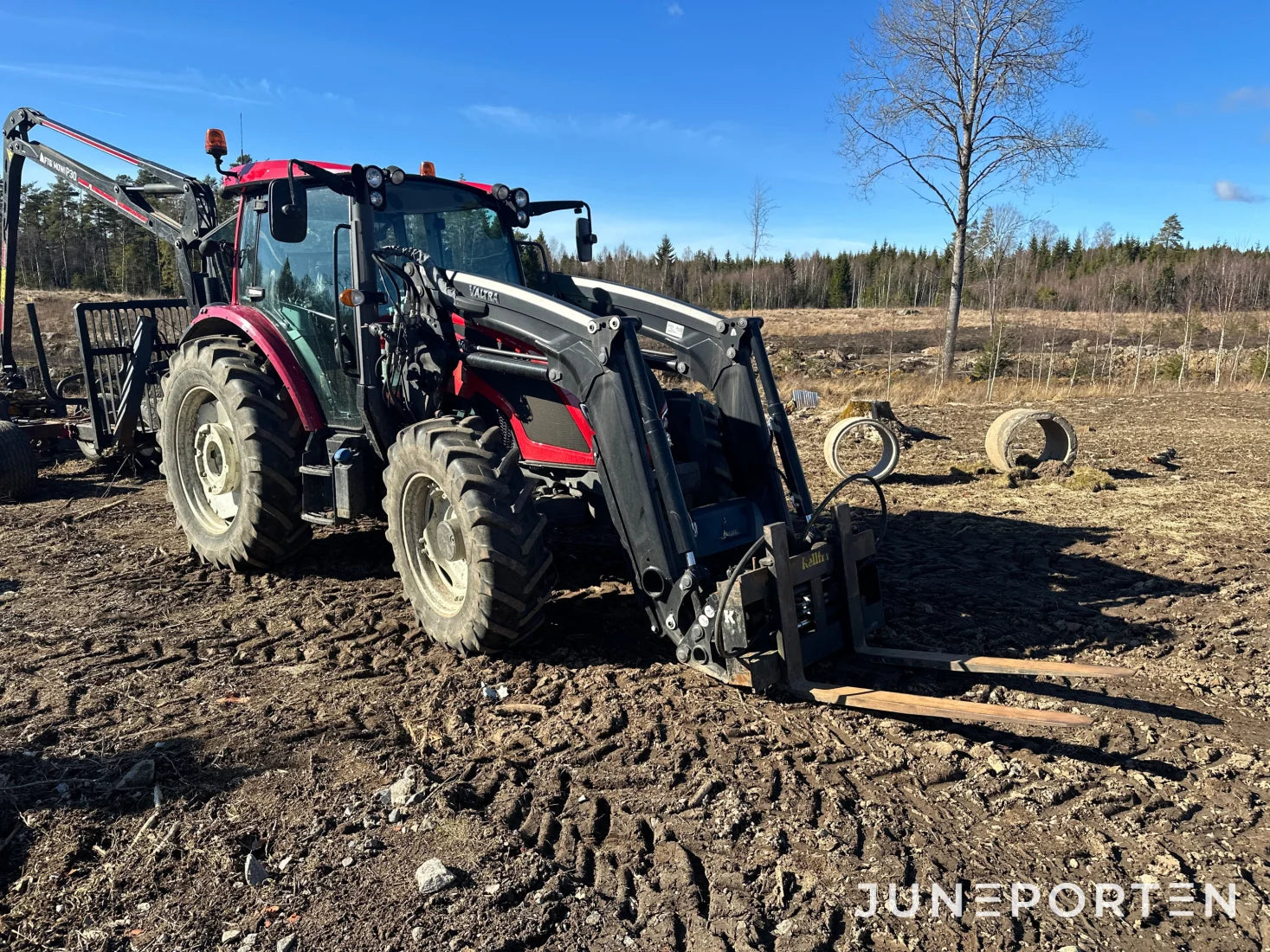 Valtra A 134 med lastare