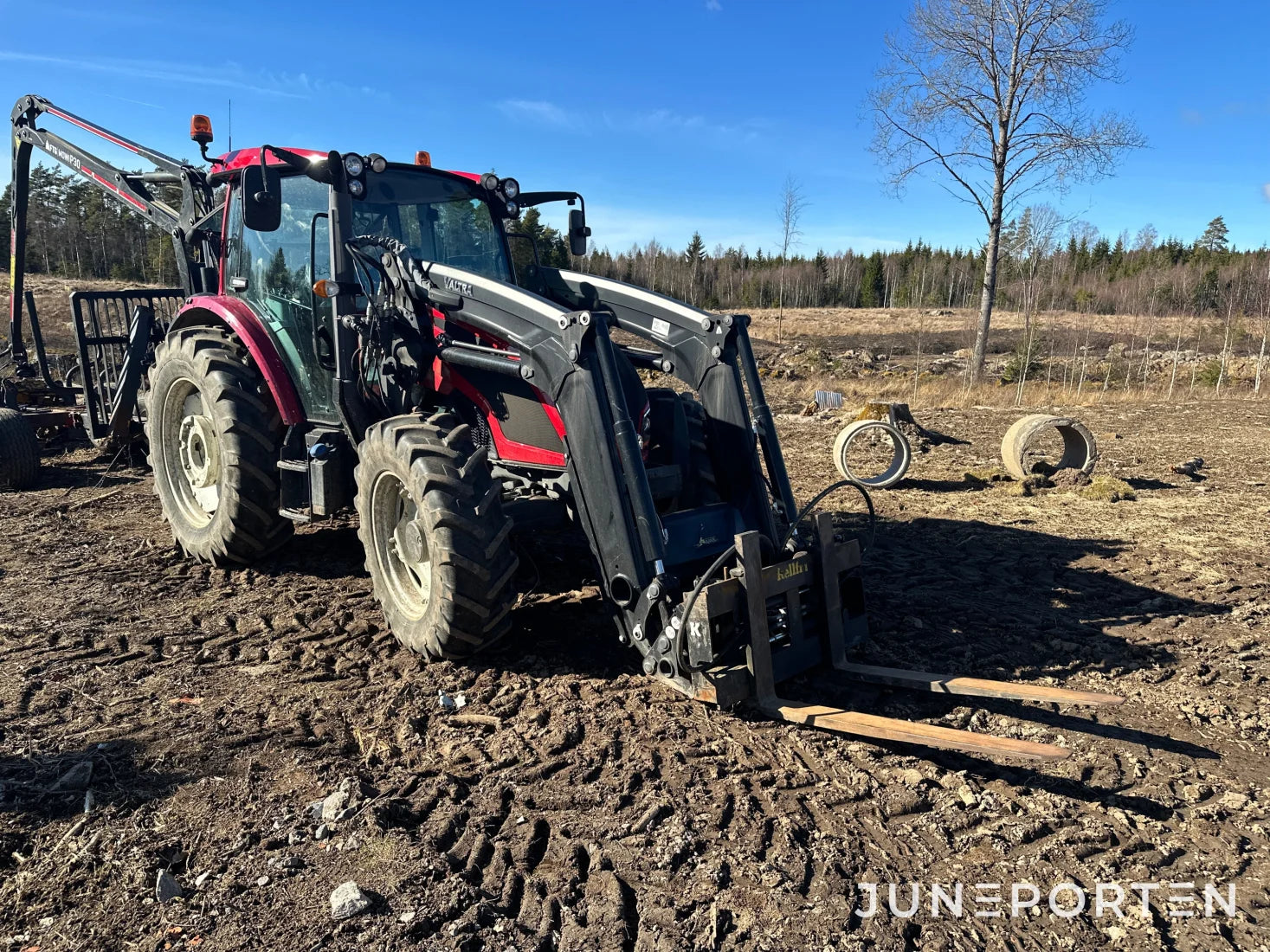 Valtra A 134 med lastare